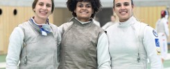Trio da equipe brasileira de florete na Copa do Mundo de Takamatsu